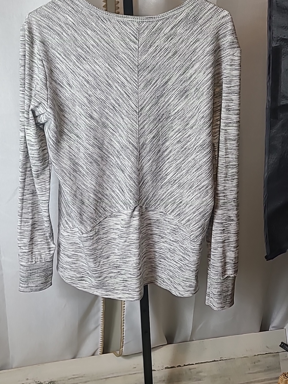 Kuhl Henley Top Womens Large Svenna Gray Hiking Melange Waffle Knit Long Sleeve - Picture 5 of 5
